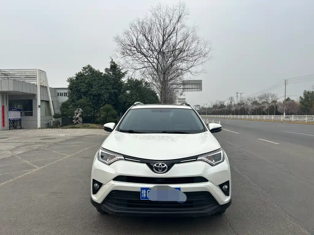 RAV4 Rongfang 2019 2.0L CVT two-wheel drive fashion version National VI купить на сайте DeffCars