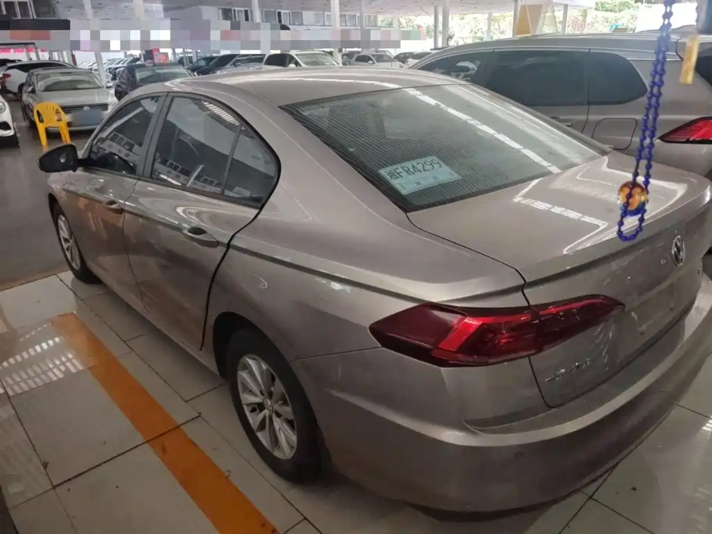 Bora 2020 1.5L automatic fashion model купить на сайте DeffCars