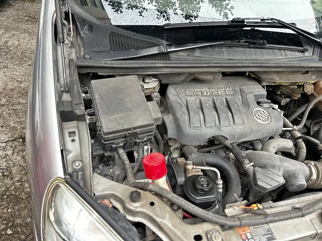 Buick GL8 2013 2.4L Classic Edition купить на сайте DeffCars