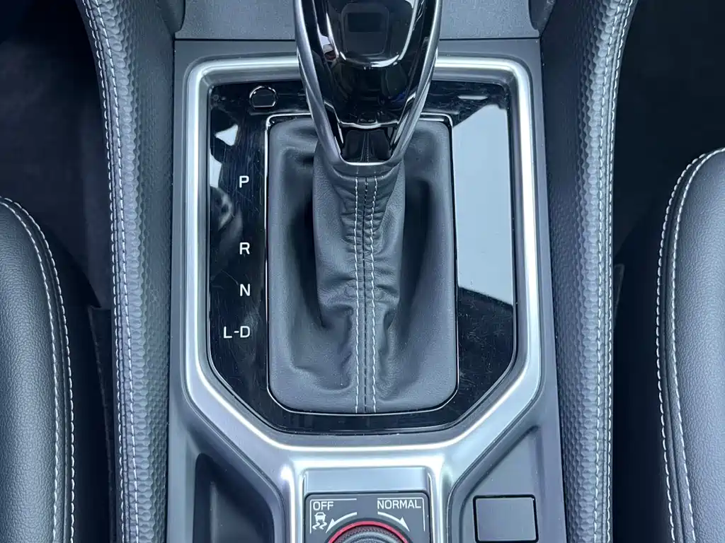 Forester 2022 2.0i AWD Deluxe Edition купить на сайте DeffCars