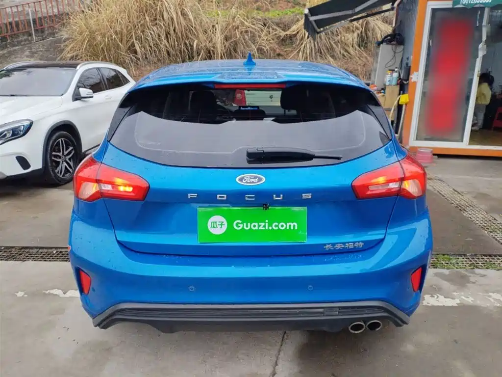 Focus 2020 Hatchback 1.5L Automatic Front Jump купить на сайте DeffCars