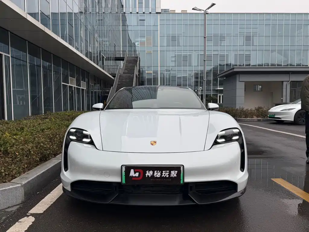 Taycan 2019 Taycan Turbo S купить на сайте DeffCars