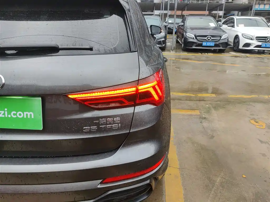 Audi Q3 2021 35 TFSI Advanced Life Edition купить на сайте DeffCars
