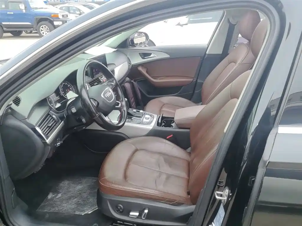 Audi A6L 2018 30th Anniversary Model 35 TFSI Fashion Model купить на сайте DeffCars