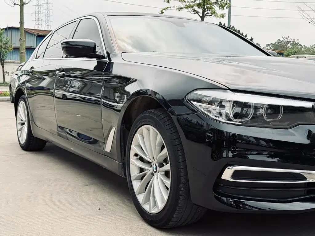 BMW 5 Series 2018 facelift 530Li leading model luxury package купить на сайте DeffCars