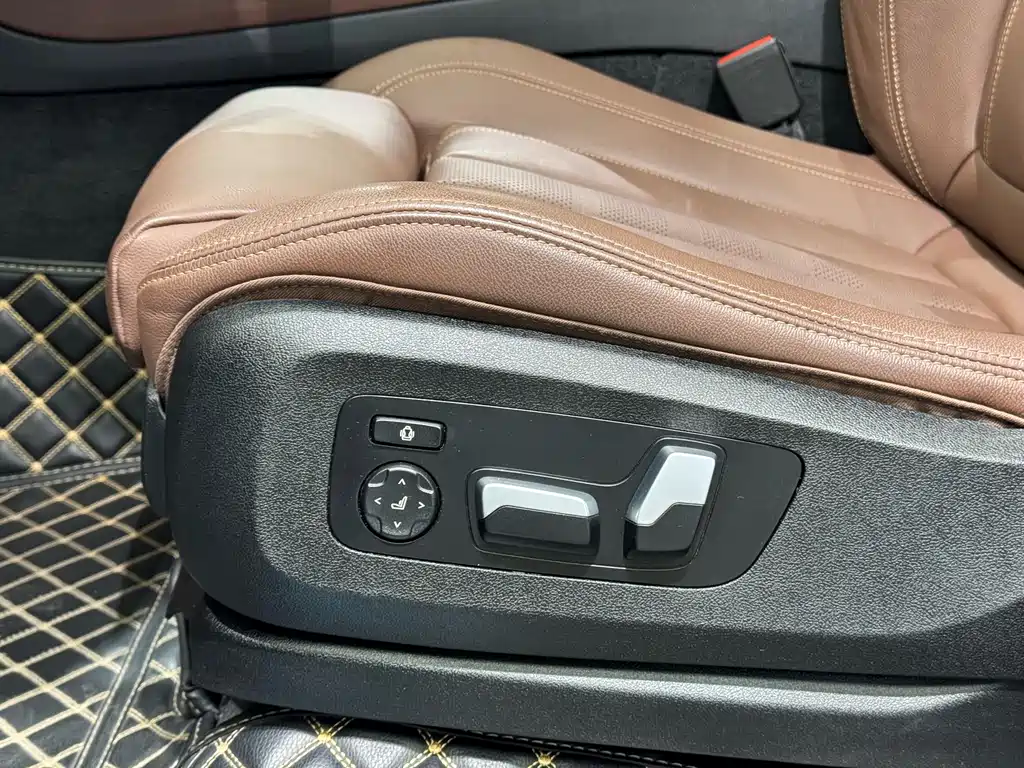 BMW X5 imported 2021 facelift xDrive30i M sports package купить на сайте DeffCars