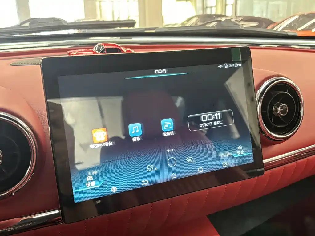 SS DOLPHIN 2021 1.5T plug-in hybrid standard model купить на сайте DeffCars