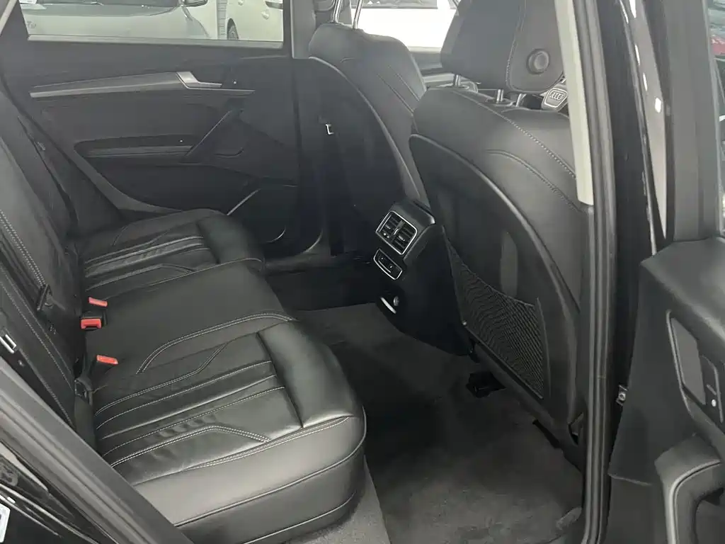 Audi Q5L 2022 40T luxury and dynamic model купить на сайте DeffCars