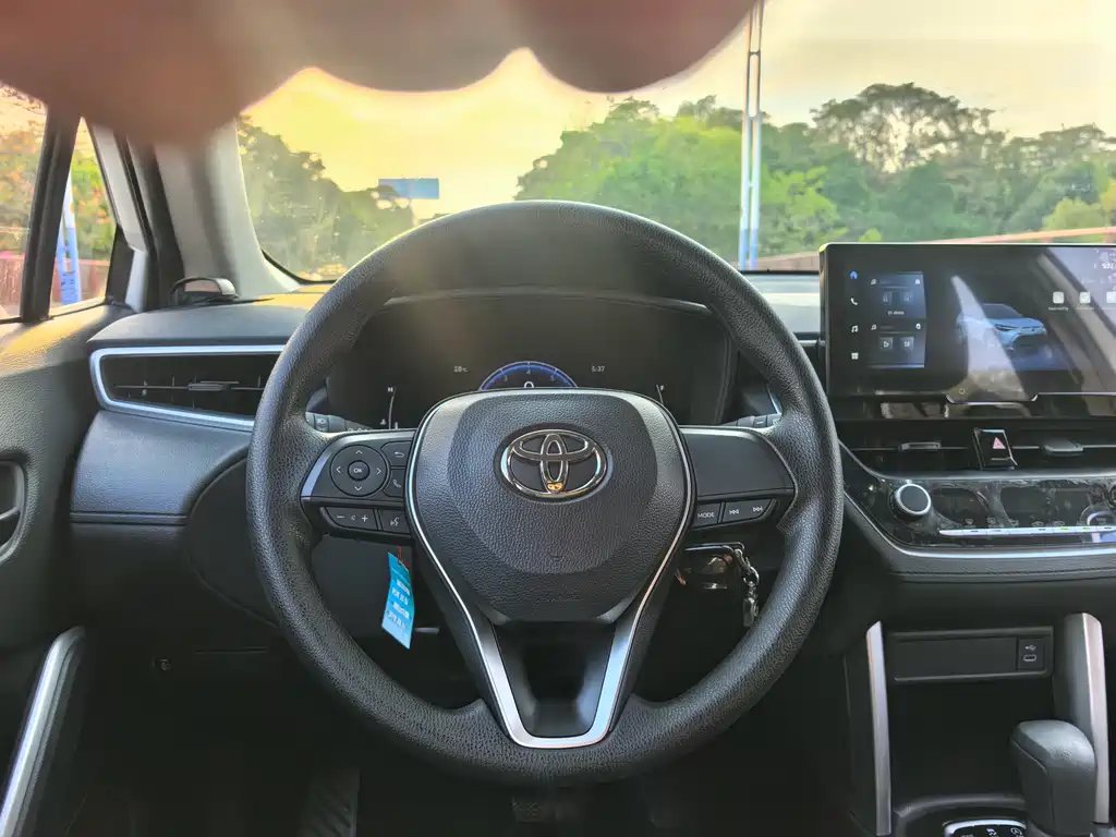 Fenglanda 2024 2.0L CVT Elite Edition купить на сайте DeffCars