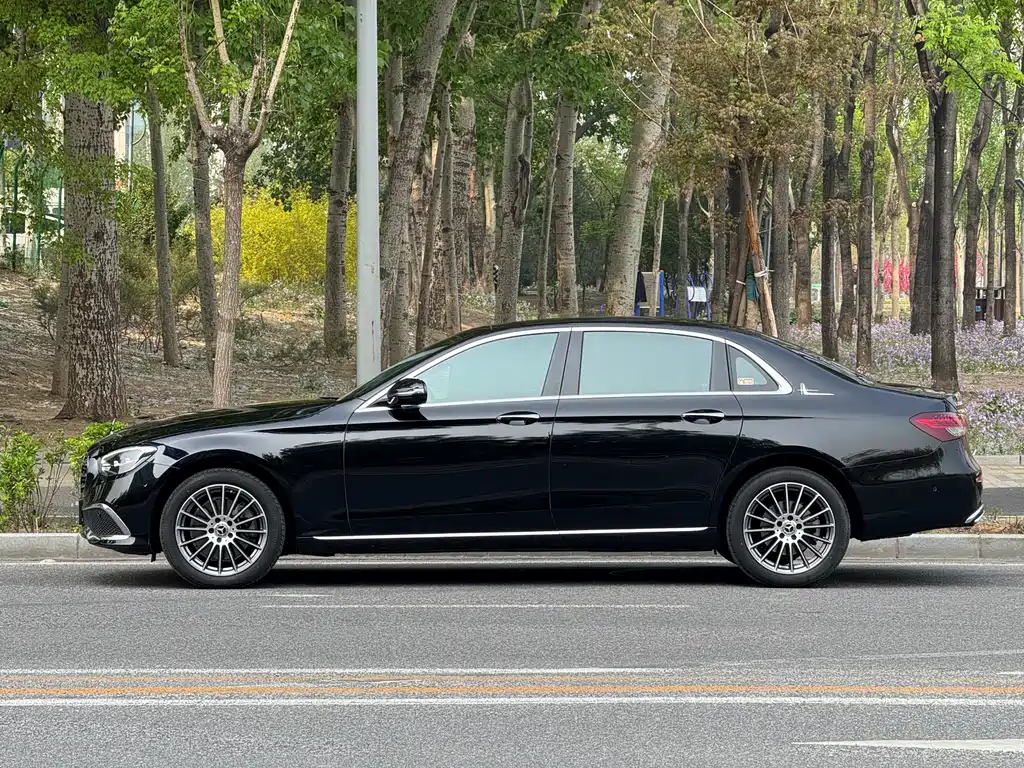 Mercedes-Benz E-Class 2022 E 260 L купить на сайте DeffCars