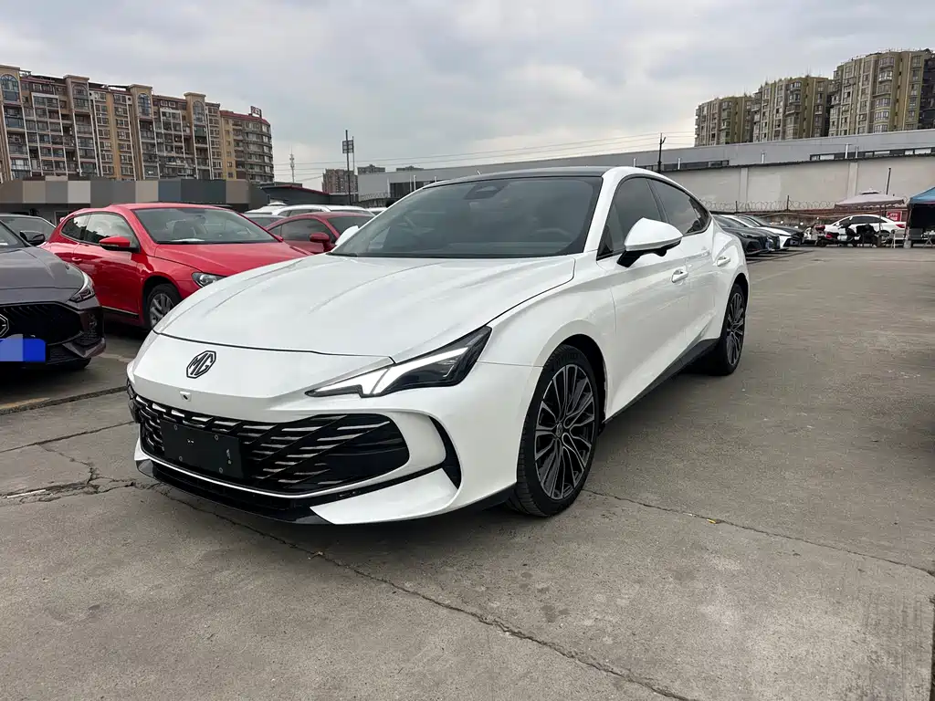 MG7 2023 2.0T Automatic Beauty Hunting Luxury Edition купить на сайте DeffCars