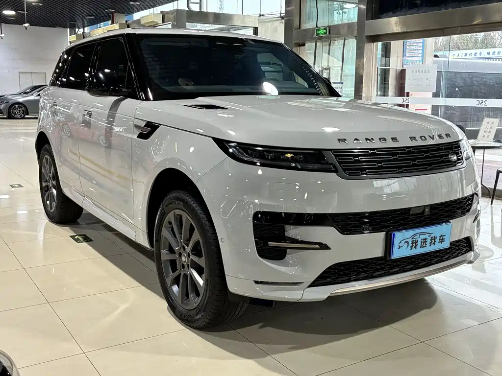 Range Rover Sport 2024 400PS Dynamic SE купить на сайте DeffCars