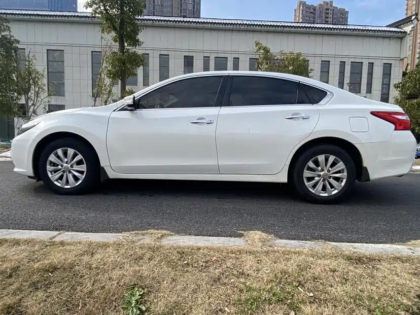 Teana 2016 2.5L XL Comfort Edition купить на сайте DeffCars