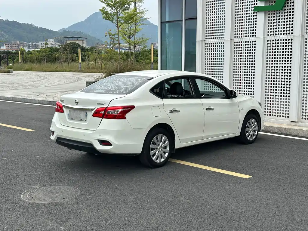 Sylphy 2021 Classic 1.6XE CVT Comfort Edition купить на сайте DeffCars
