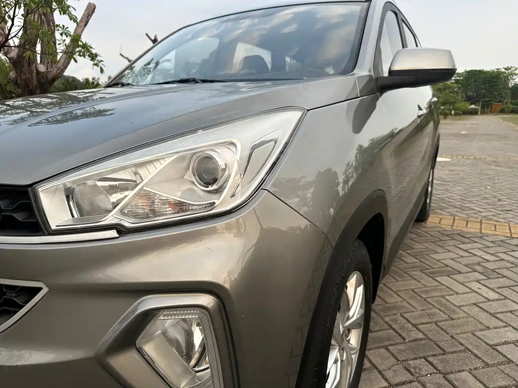 Wuling Hongguang S3 2019 1.5L manual comfort model National VI купить на сайте DeffCars