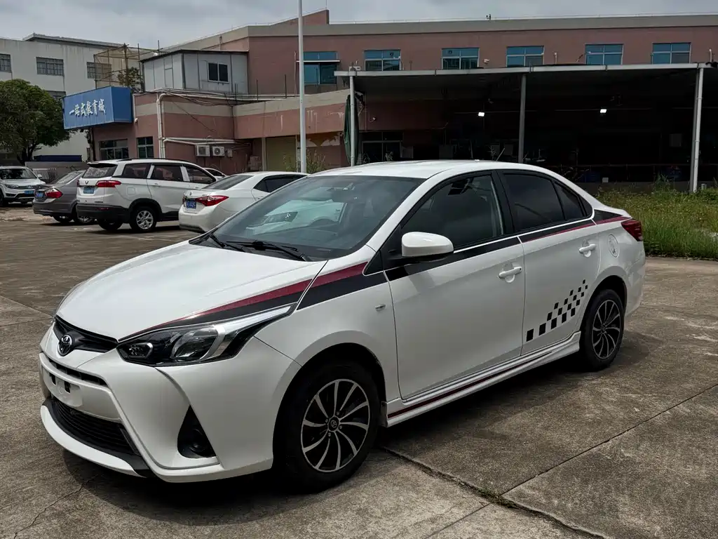 YARiS L 2018 1.5E CVT Champion Limited Edition купить на сайте DeffCars
