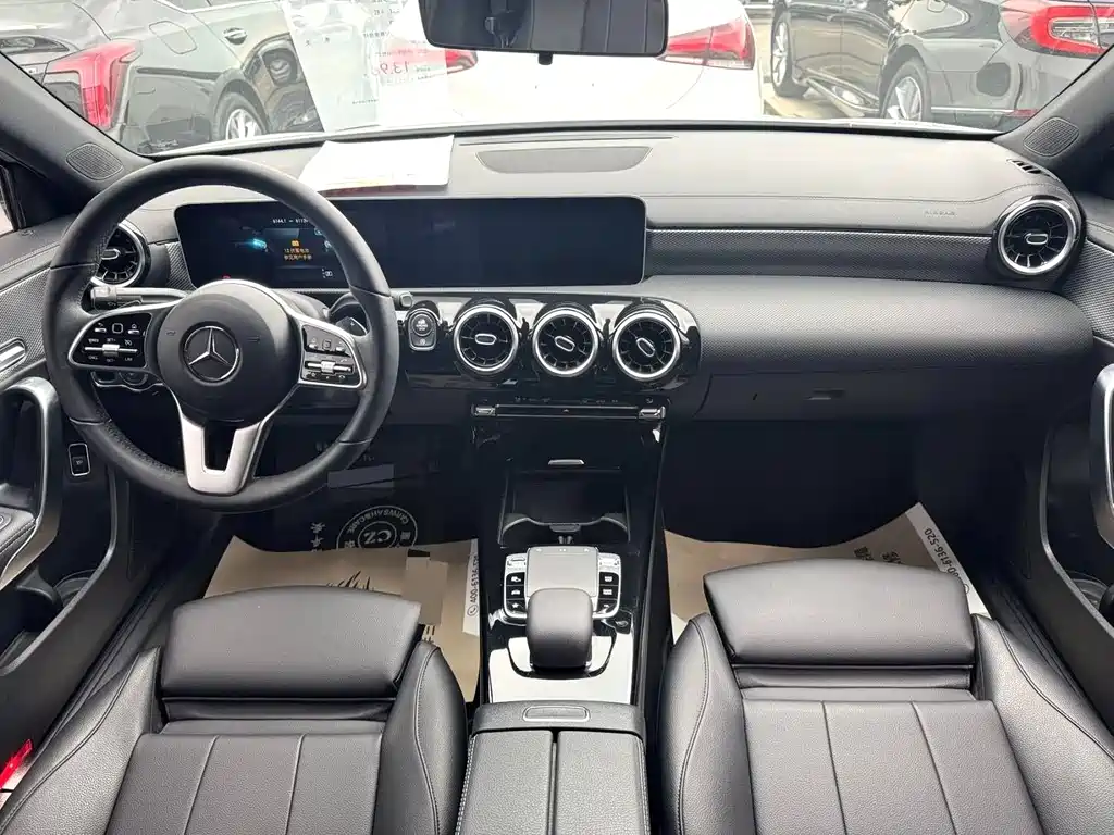 Mercedes-Benz A-Class 2020 Facelift A 200 L Sports Sedan Fashionable купить на сайте DeffCars