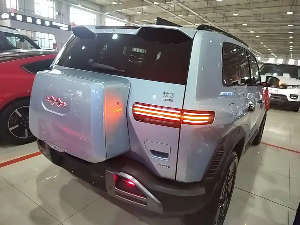 Titanium 3 2025 501KM four-wheel drive Ultra version купить на сайте DeffCars