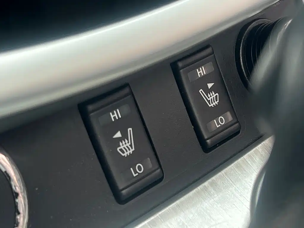 Loulan 2019 2.5 S/C HEV XL 4WD Hybrid Intelligent Premium Edition National VI купить на сайте DeffCars