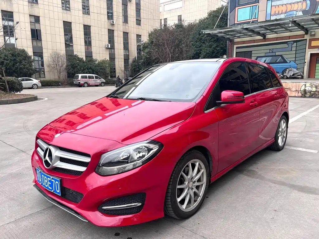 Mercedes-Benz B-Class 2015 B 200 Dynamic купить на сайте DeffCars