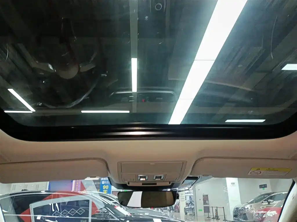 Jaguar XFL 2021 XFL 2.0T P250 two-wheel drive exclusive luxury version купить на сайте DeffCars