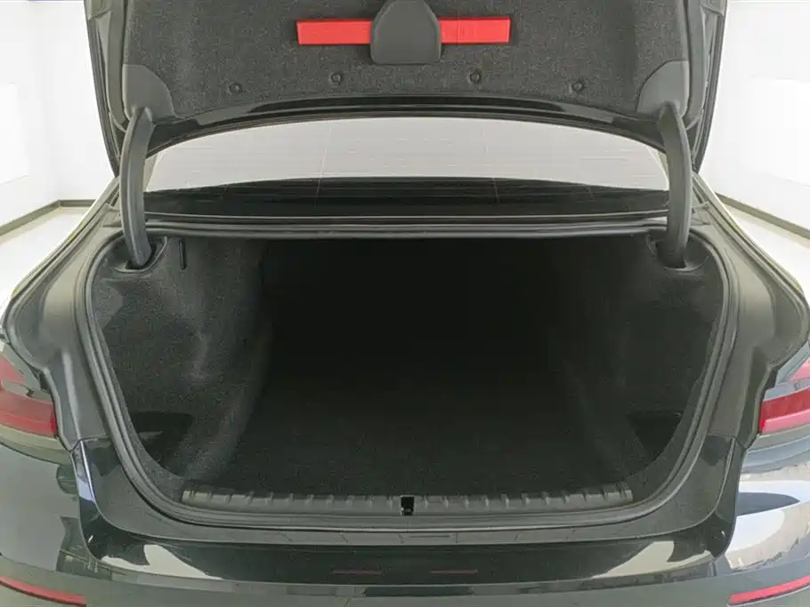 BMW 5 Series 2022 facelift 2 525Li luxury package купить на сайте DeffCars
