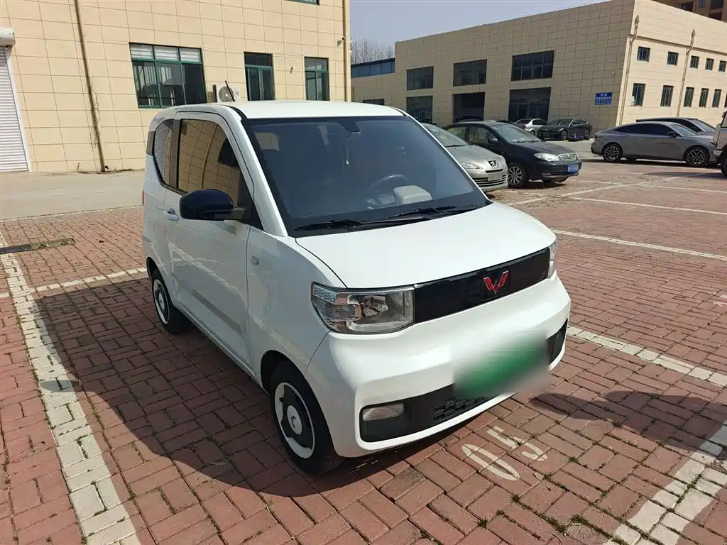 Hongguang MINIEV 2020 Relaxed Lithium Iron Phosphate купить на сайте DeffCars