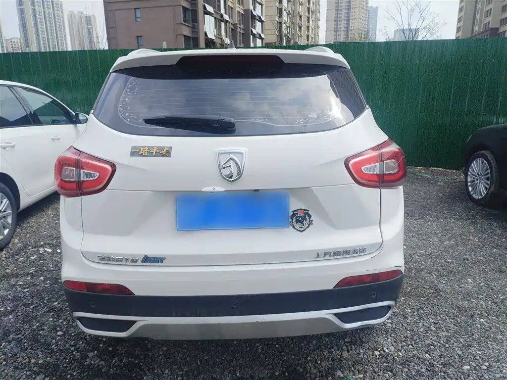 Baojun 510 2017 1.5L automatic fashion model купить на сайте DeffCars