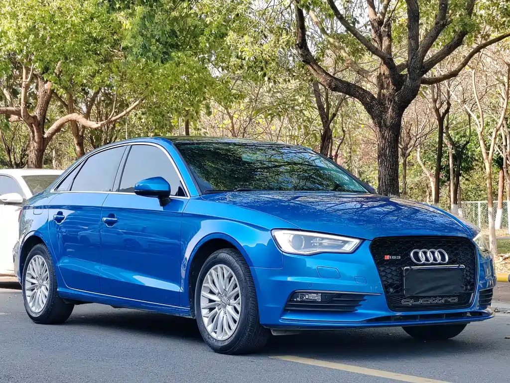 Audi A3 2016 Limousine 35 TFSI LinkedIn type купить на сайте DeffCars