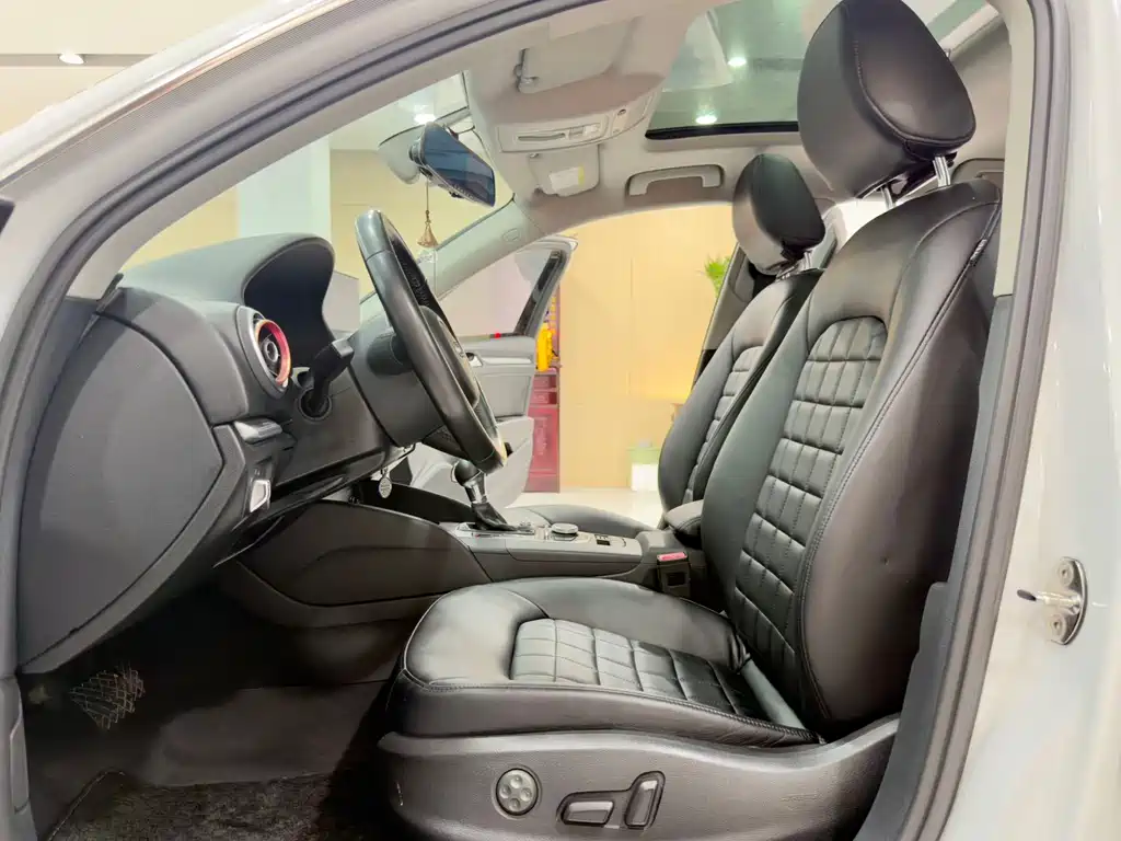 Audi A3 2014 Sportback 35 TFSI Automatic Enterprising купить на сайте DeffCars