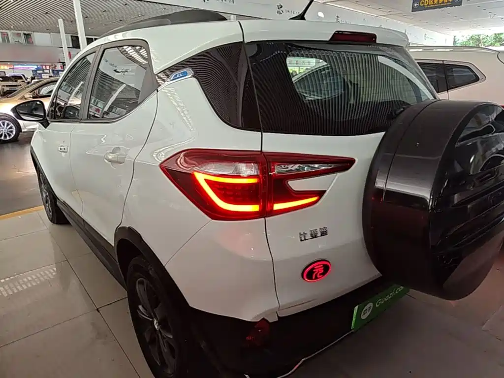 Yuan New Energy 2019 EV360 Intelligent Connected Enjoyment Model купить на сайте DeffCars