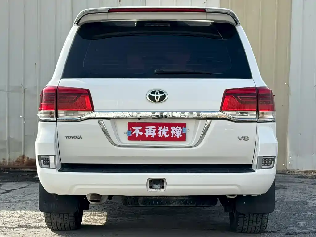 Land Cruiser 2012 4.0L automatic VX купить на сайте DeffCars