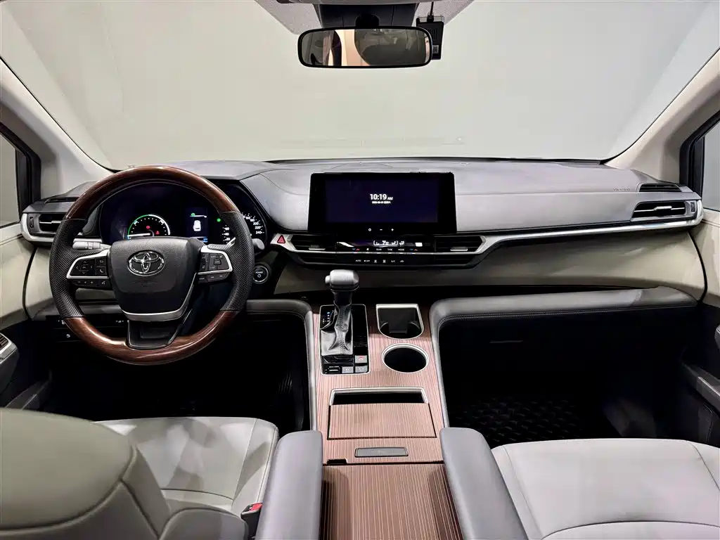 Grevia 2024 2.5L Hybrid Comfort Edition купить на сайте DeffCars