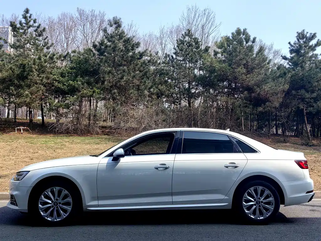 Audi A4L 2019 40 TFSI Enterprising National VI купить на сайте DeffCars