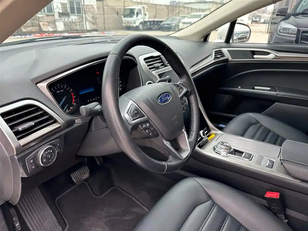 Mondeo 2020 EcoBoost 180 Fashion Model купить на сайте DeffCars