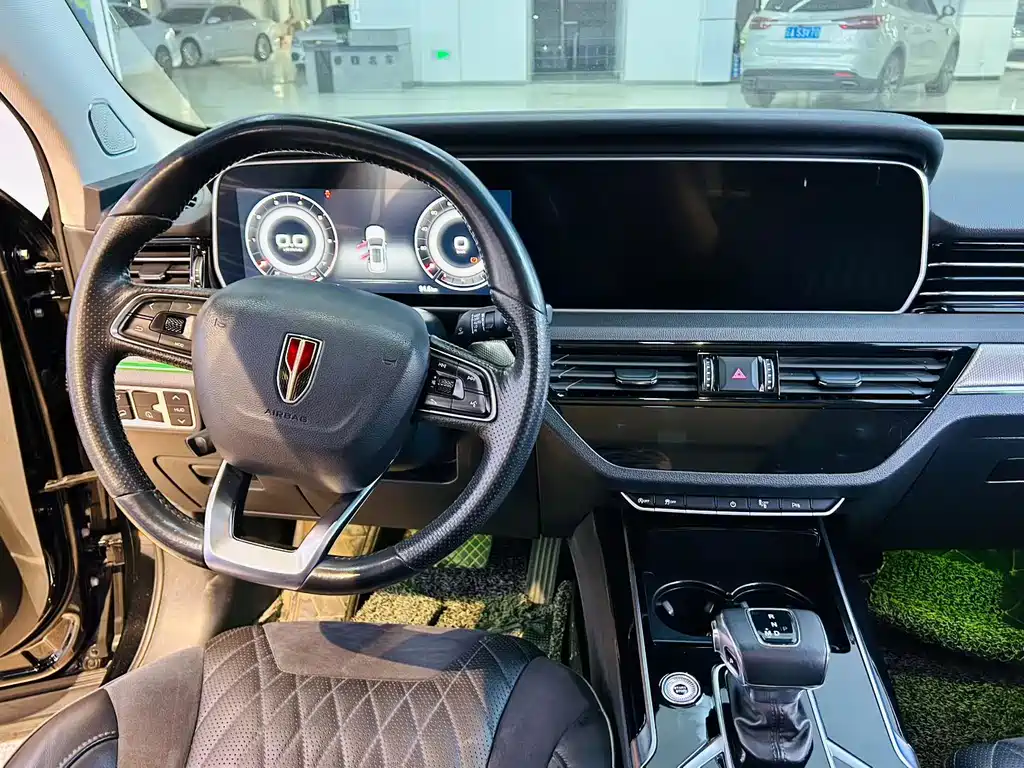 Hongqi HS5 2022 facelift 2.0T Zhilian Qixiang four-wheel drive version купить на сайте DeffCars