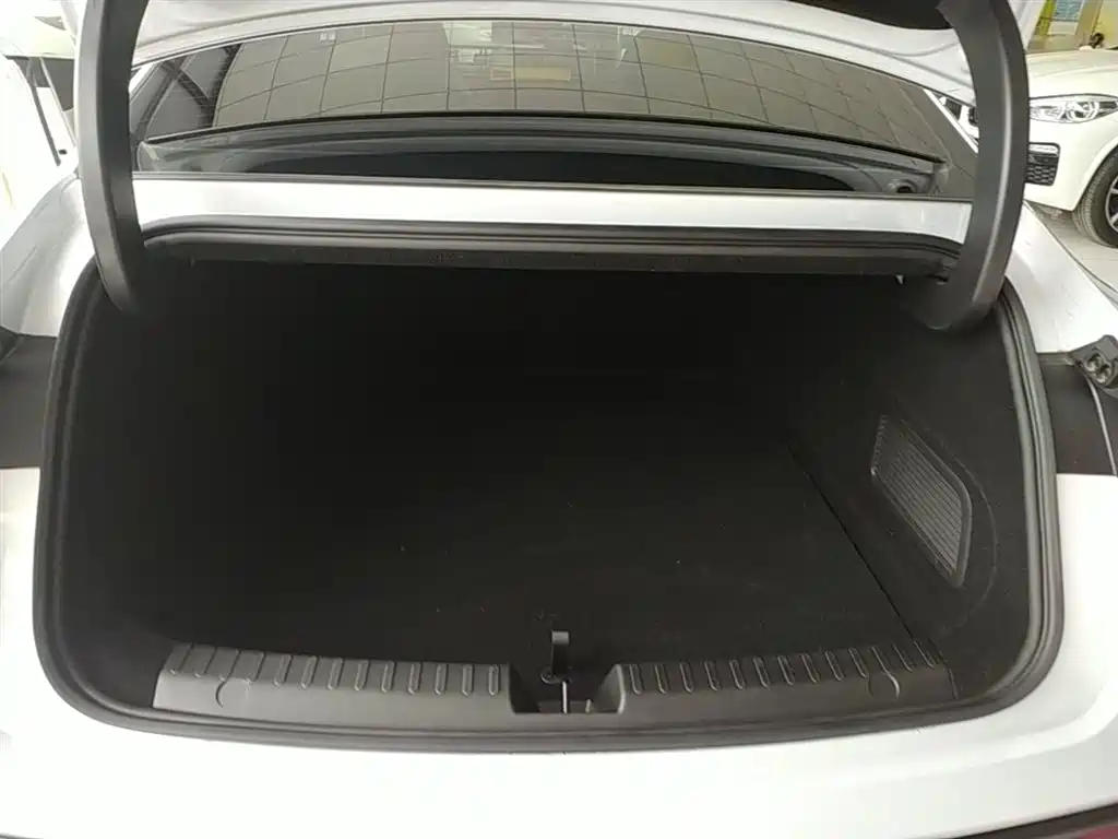 Galaxy Star 8 2025 130km EM-i Exclusive Edition купить на сайте DeffCars