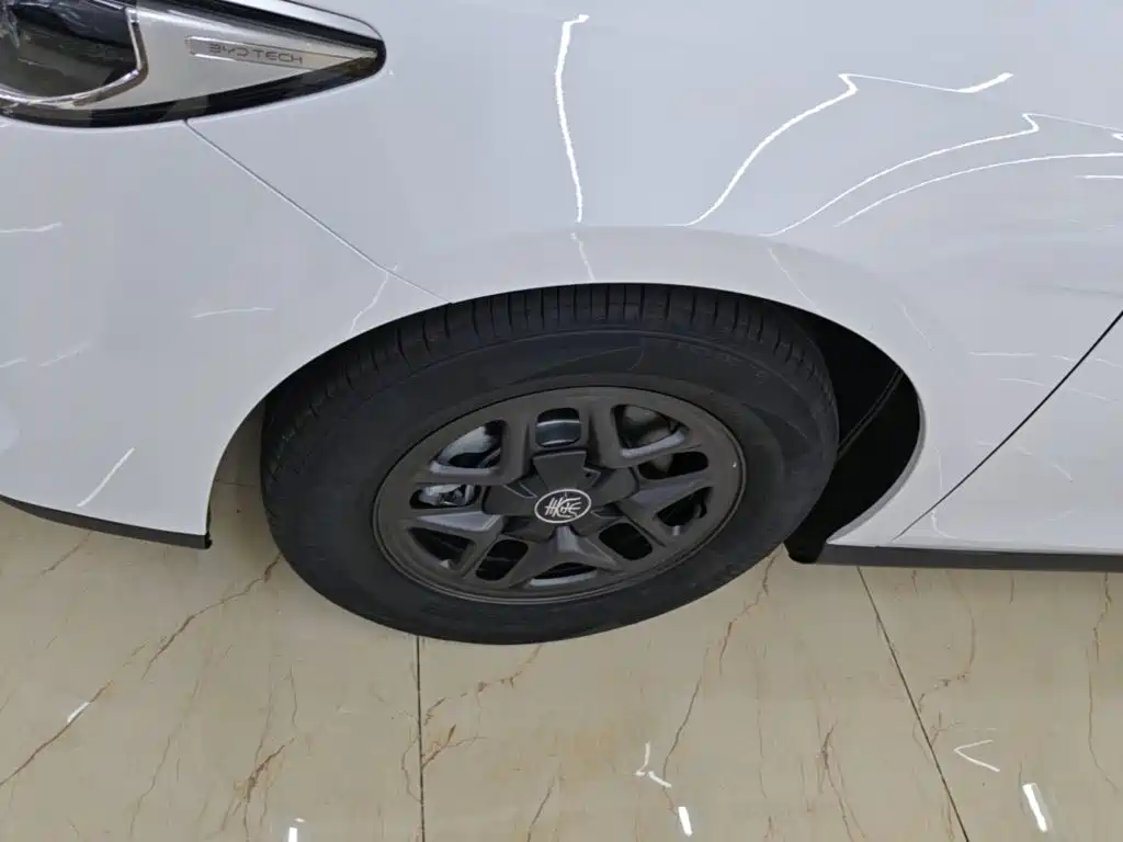 Qin PLUS 2025 DM-i smart driving version 55KM leading model купить на сайте DeffCars