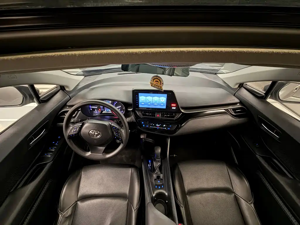 Yize IZOA 2021 2.0L Yixiang Edition купить на сайте DeffCars