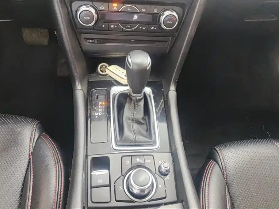 Mazda3 Angkesela 2019 Cloud Control Edition Sedan 1.5L Automatic Luxury Type National V купить на сайте DeffCars