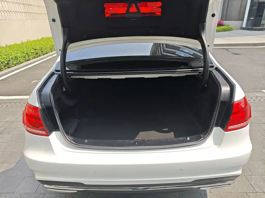 Mercedes-Benz E-Class 2015 E 320 L Sports 4MATIC купить на сайте DeffCars