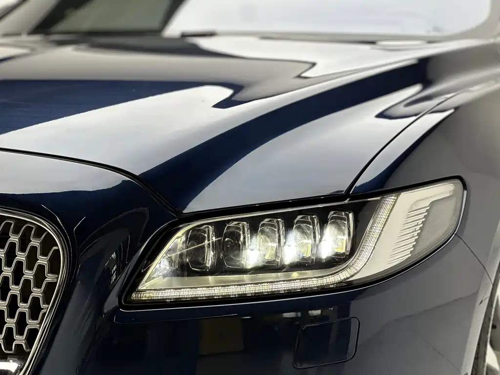 Lincoln Continental 2017 3.0T Four-wheel Drive Premium Edition купить на сайте DeffCars