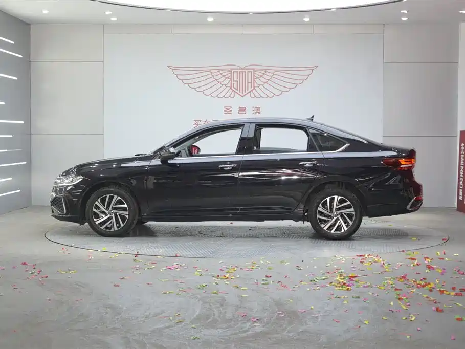 Lavida 2023 facelift 1.5L automatic starry sky 5 million version купить на сайте DeffCars