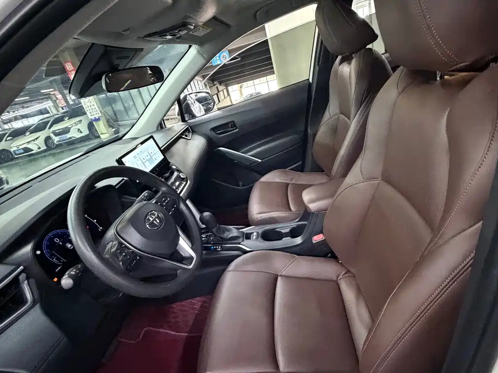 Fenglanda 2023 2.0L CVT leading version купить на сайте DeffCars