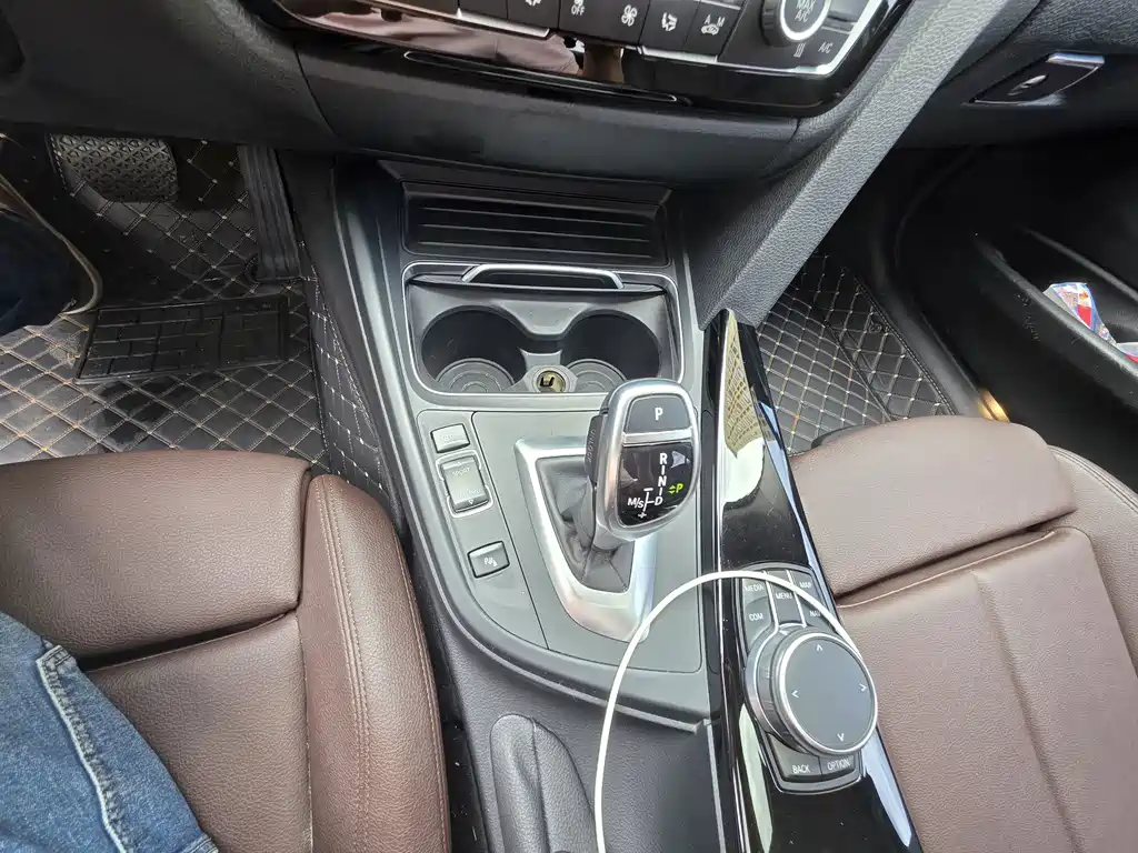 BMW 3 Series 2018 320Li Leading M Sports Package купить на сайте DeffCars