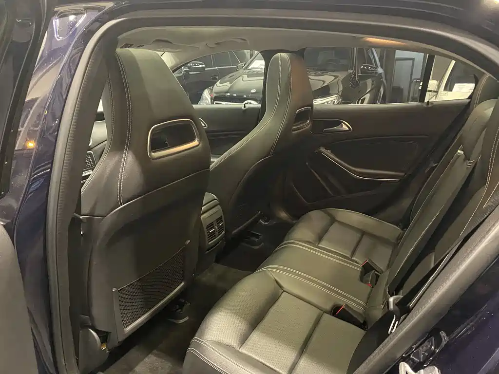 Mercedes-Benz GLA 2018 GLA 200 Dynamic купить на сайте DeffCars