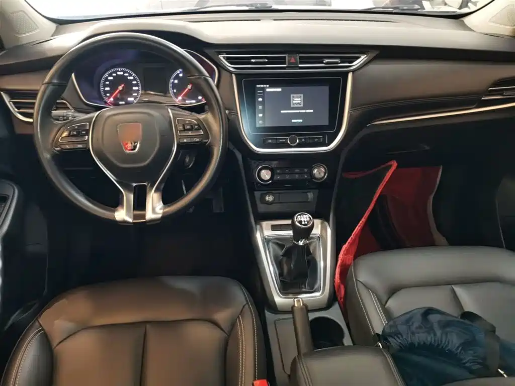 Roewe RX3 2018 1.6L Manual Internet Smart Edition купить на сайте DeffCars