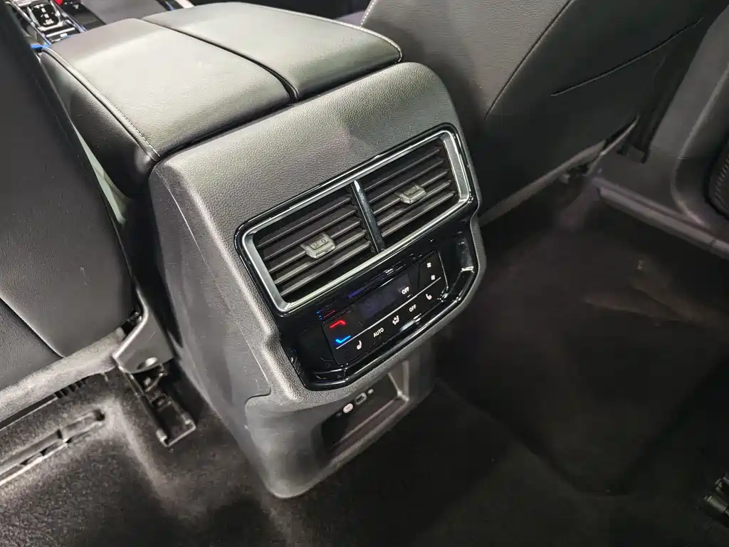 Touron 2023 380TSI four-wheel drive luxury version купить на сайте DeffCars