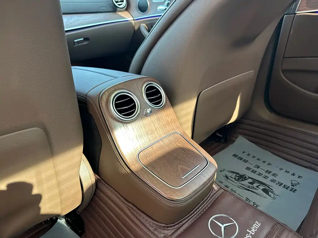 Mercedes-Benz E-Class New Energy 2022 facelift E 350 e L plug-in hybrid sedan купить на сайте DeffCars