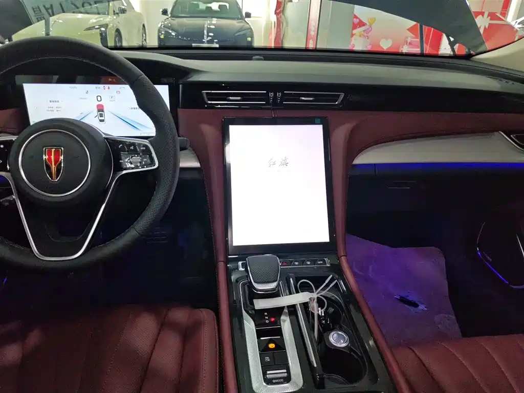 Hongqi H5 PHEV 2025 170 super hybrid version купить на сайте DeffCars